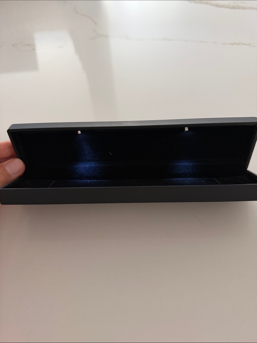 Black Light Up Bracelet Jewelry Box with Interior LED Lighting - Picture 2 of 6